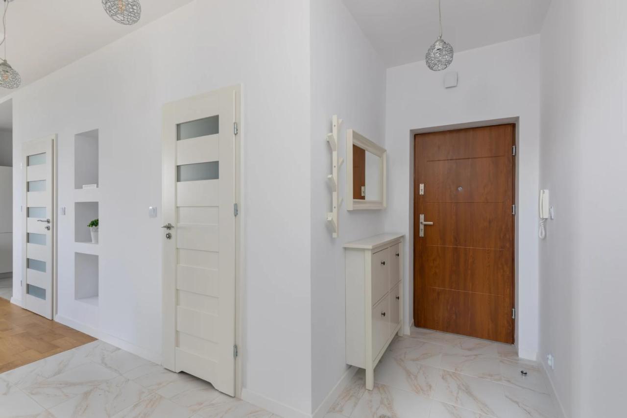 Przestronny Apartament Z Widokiem Na Miasto W Warszawie Warsaw Exterior photo